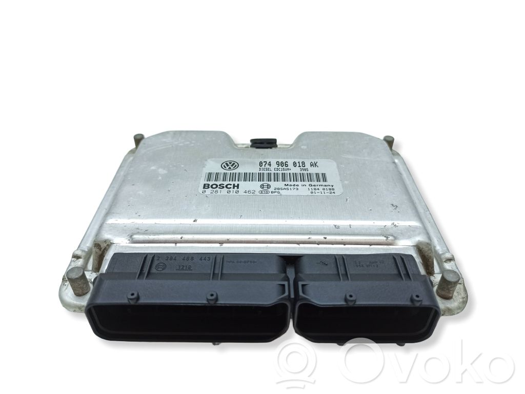 Volkswagen Transporter - Caravelle T4 Engine control unit/module 