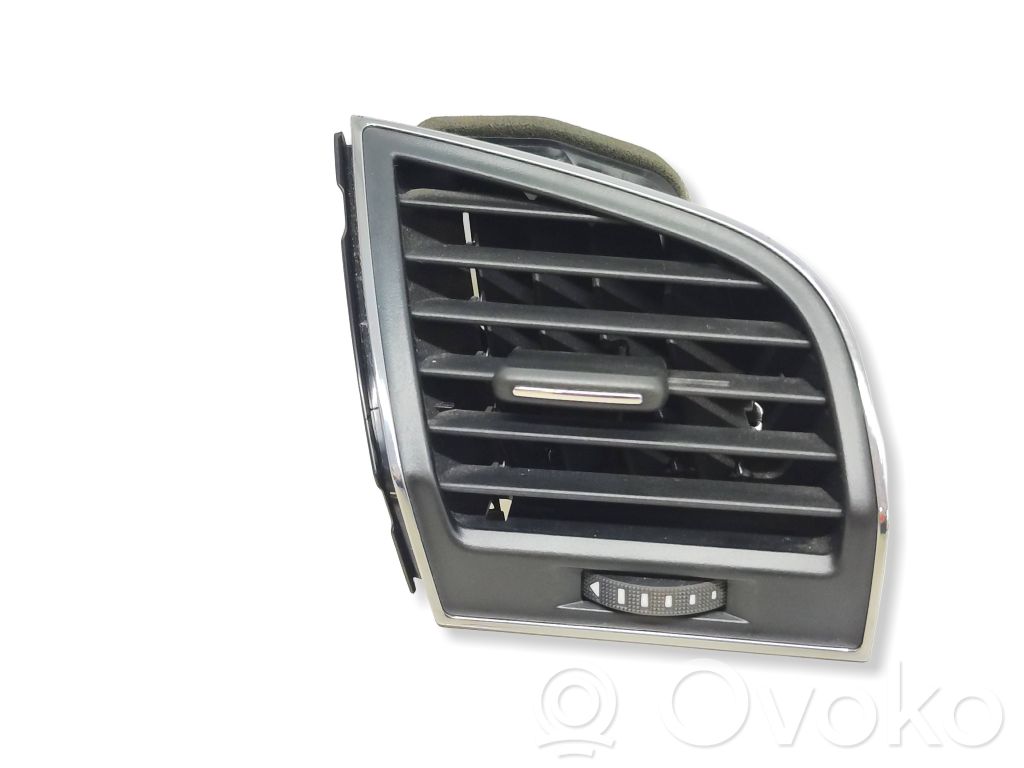 Skoda Fabia Mk3 (NJ) Boczna kratka nawiewu deski rozdzielczej 