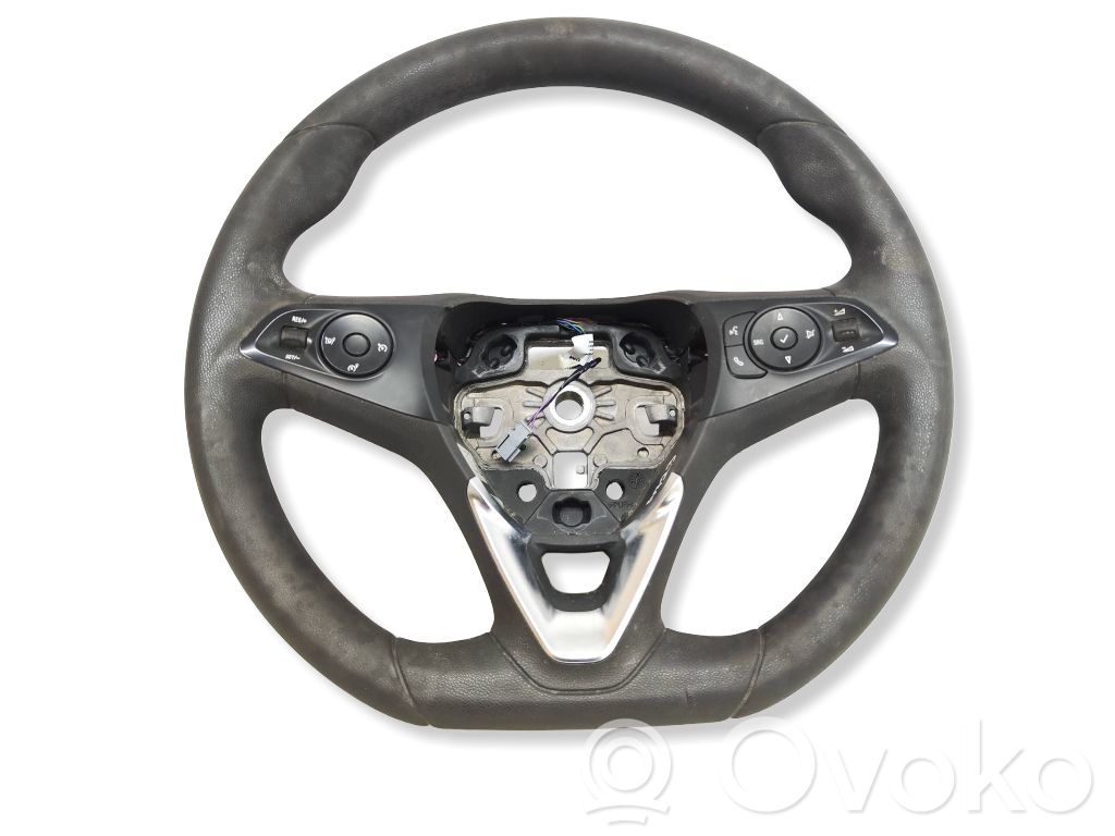 Opel Combo E Steering wheel 