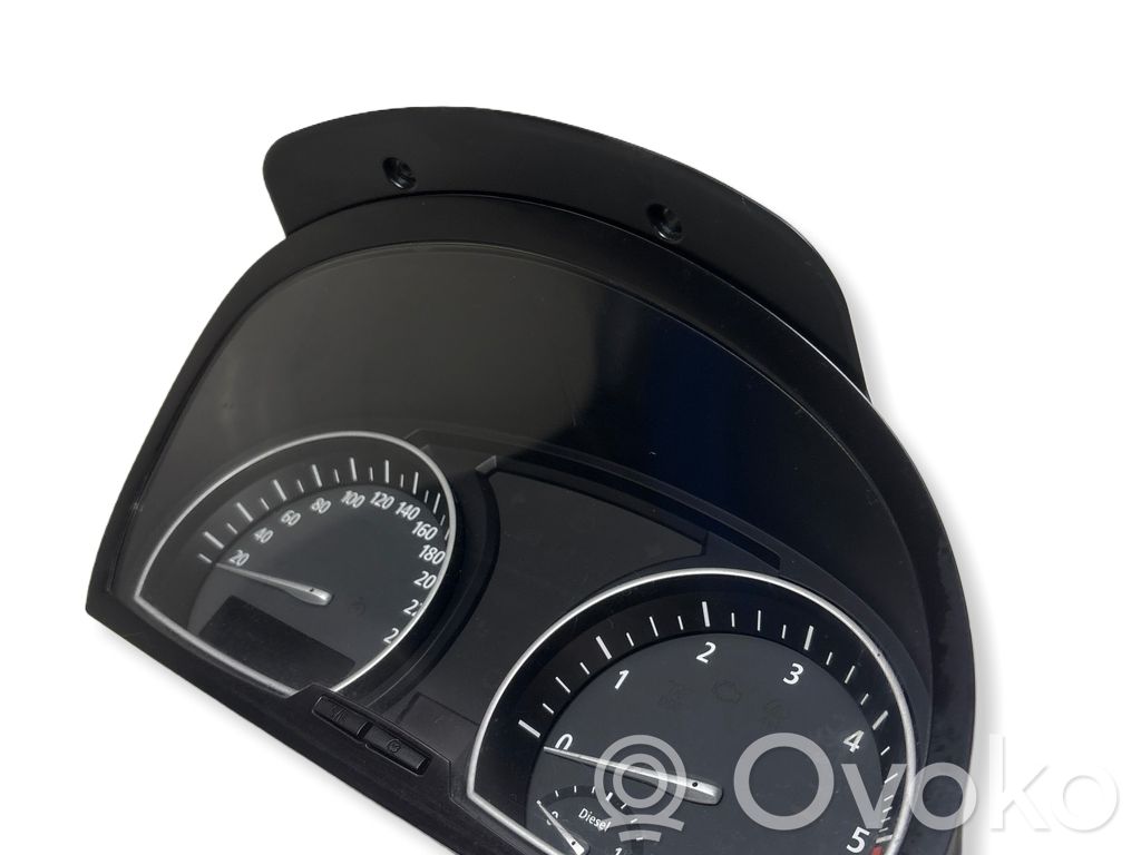 BMW X3 E83 Speedometer (instrument cluster) 