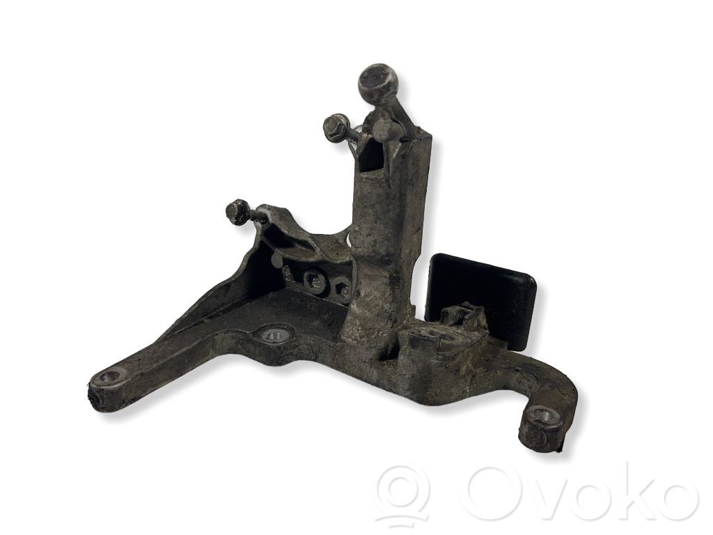 Ford C-MAX II Engine mounting bracket 