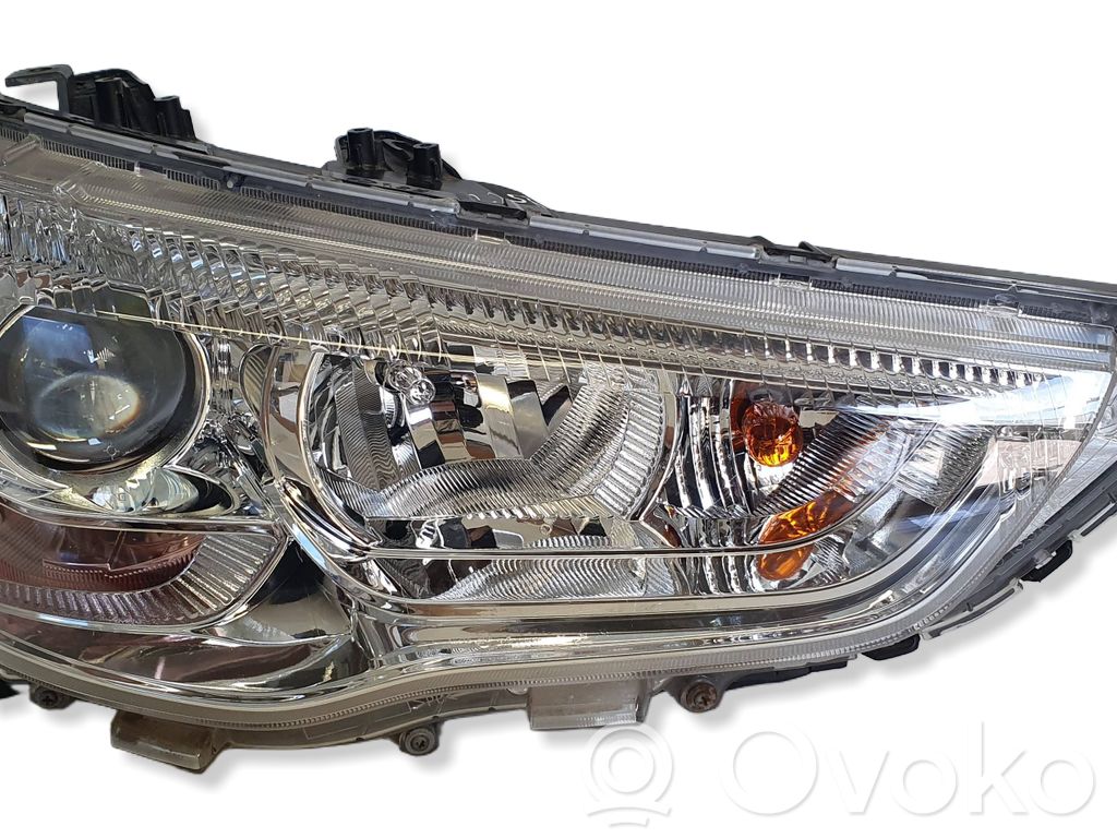 Mitsubishi ASX Lampa przednia 