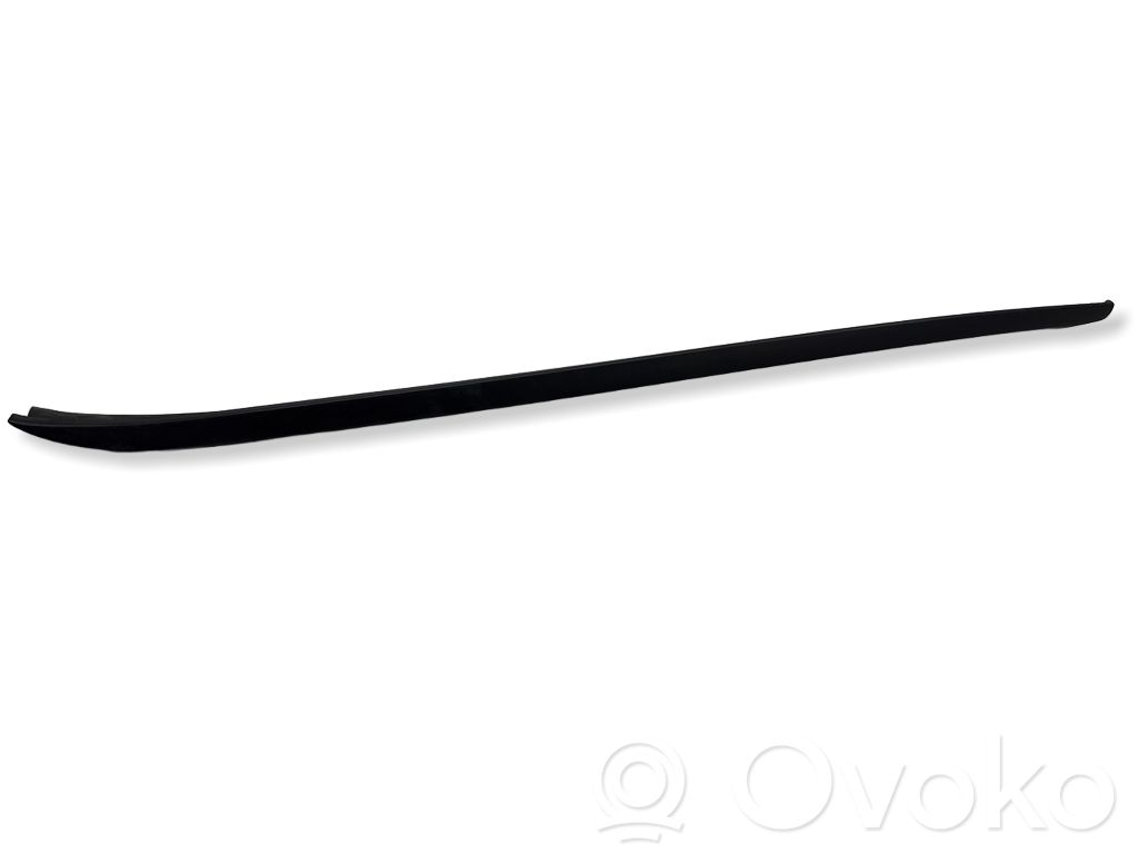 Volkswagen PASSAT B8 Ornament parbriz 