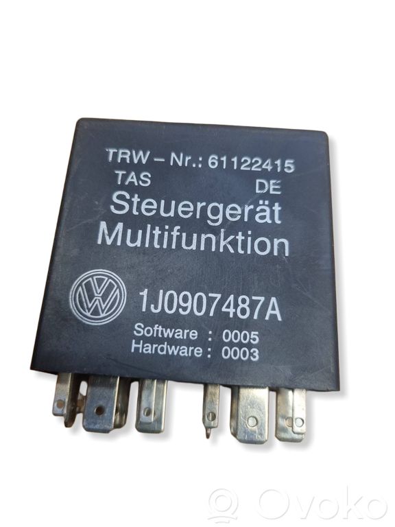 Skoda Superb B5 (3U) Muu rele 