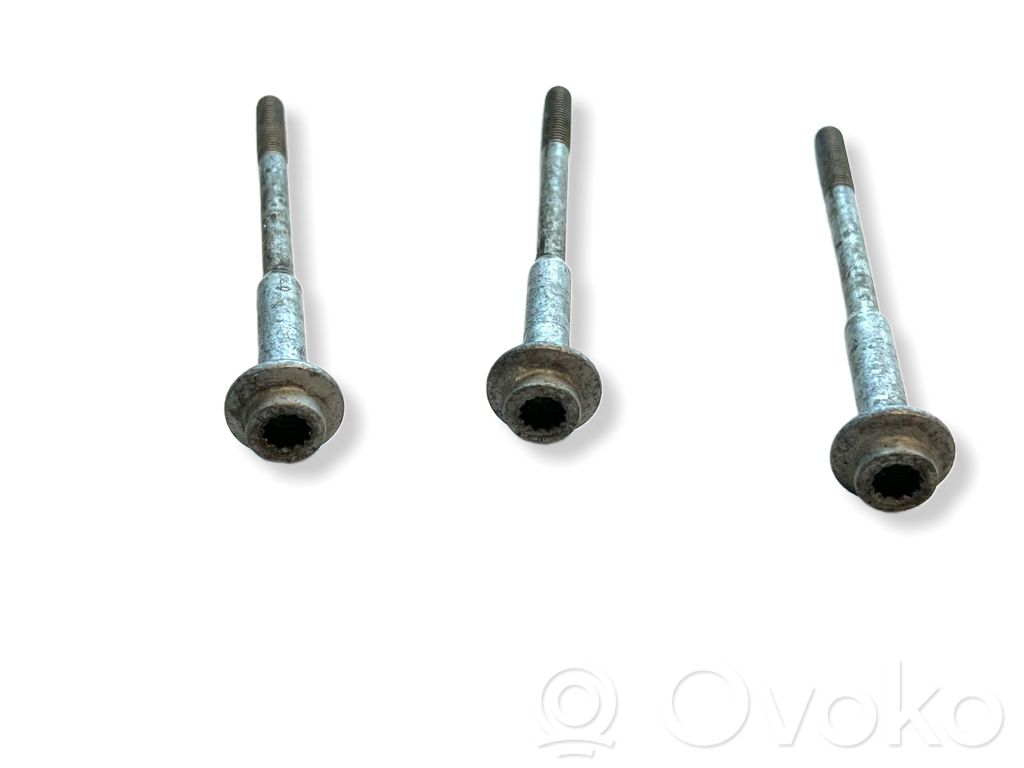 Nuts/bolts