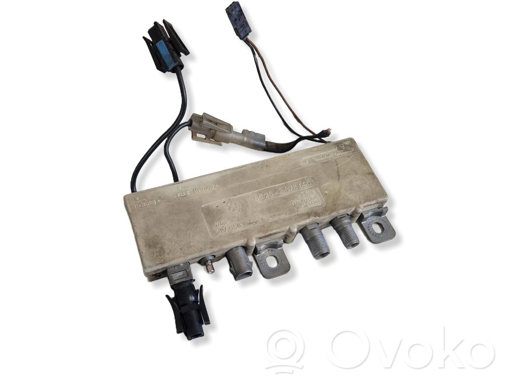 BMW 5 E39 Antenos stiprintuvas 