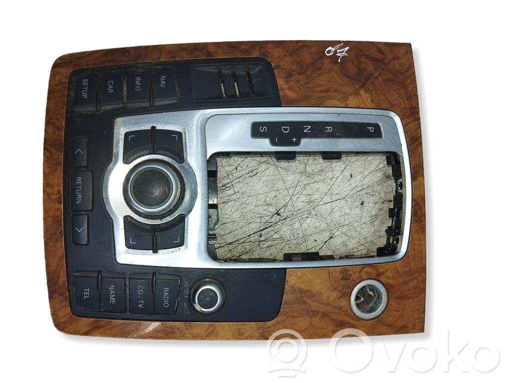 Audi Q7 4L Panel klimatyzacji 