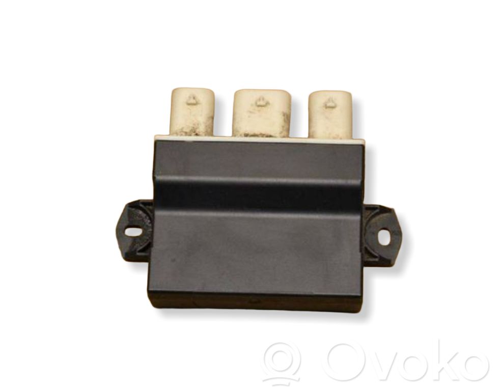 Sterownik / Moduł elektrycznej klapy tylnej / bagażnika   A2389053301,6650