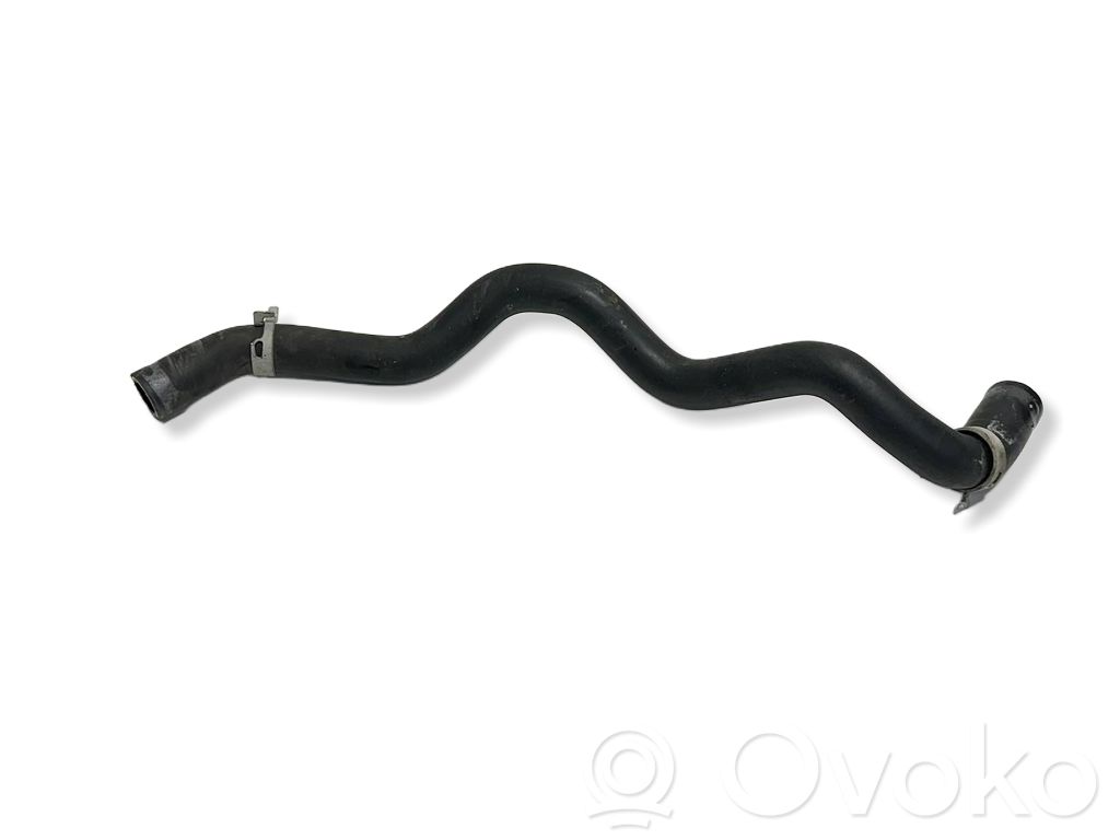 Toyota Yaris Cross Caurulīte (-es) / šļūtene (-es) 