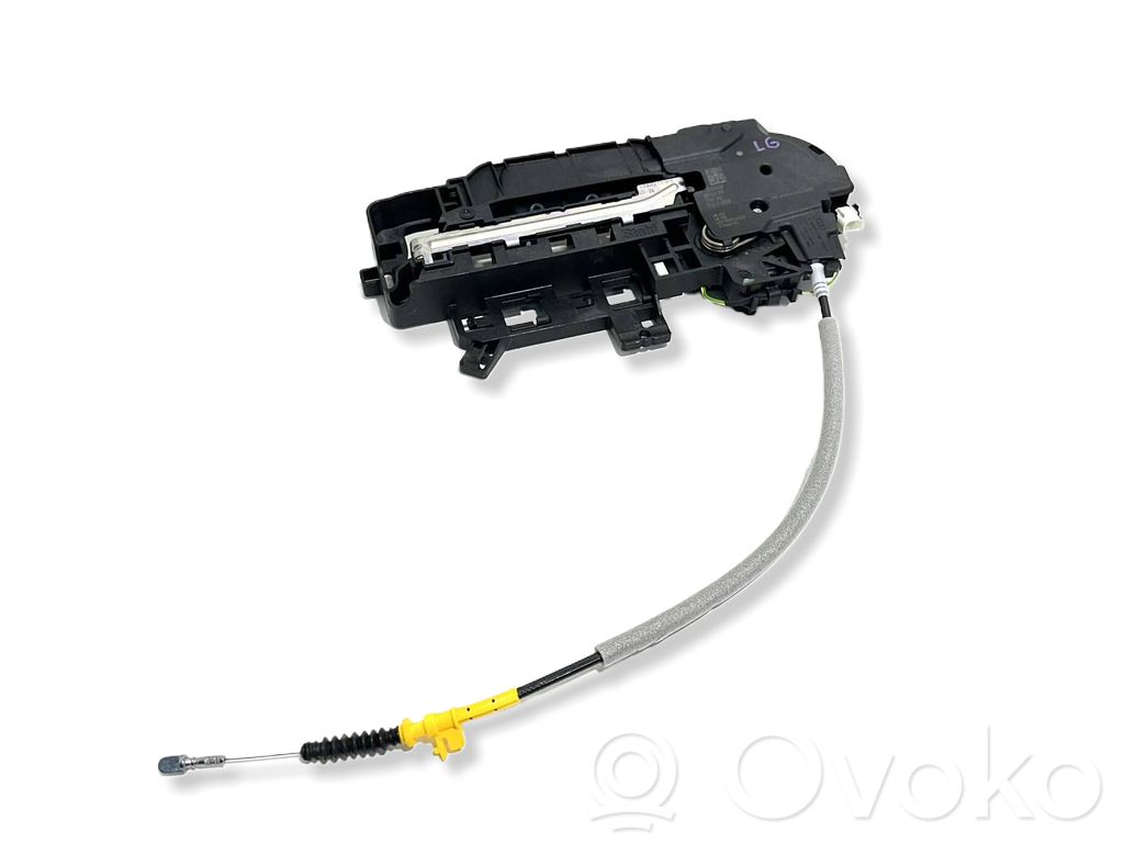 Manecilla externa puerta trasera   8B3837811B,45520