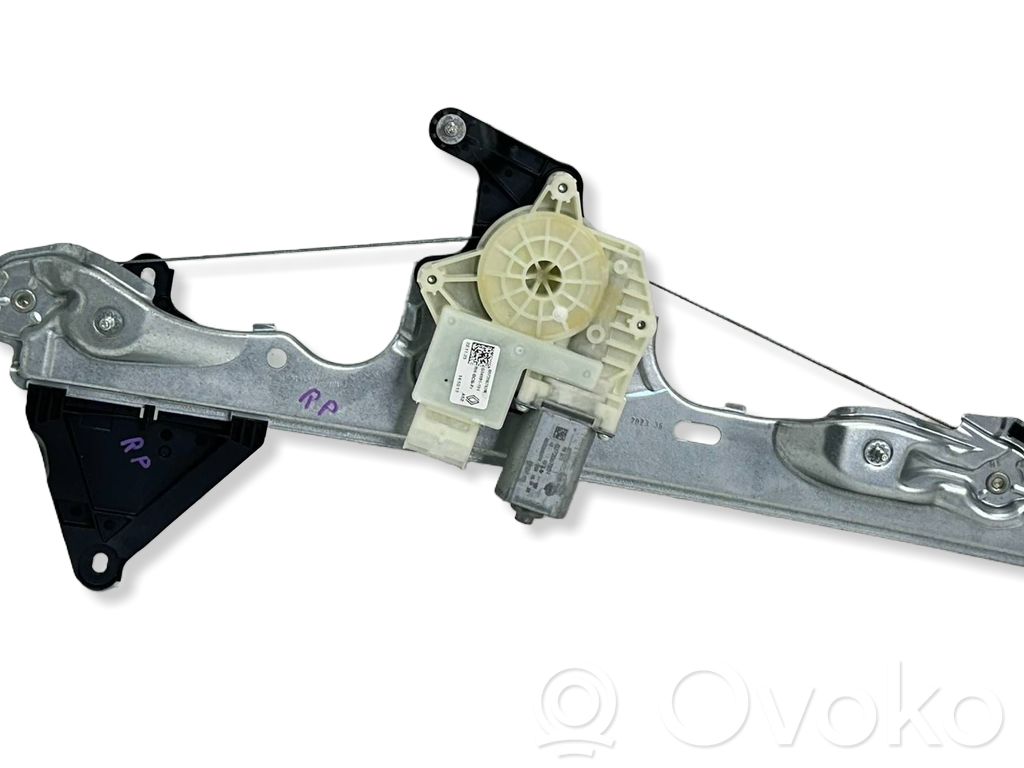 Renault Megane E-Tech Front door window regulator with motor 