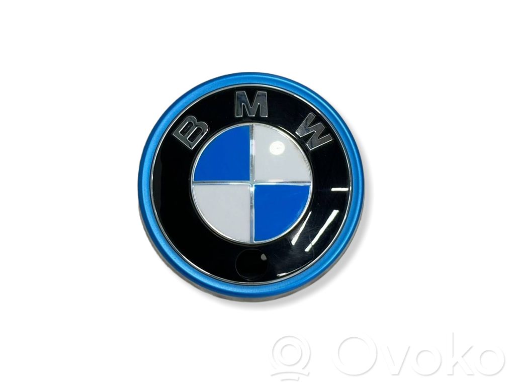 BMW i4 Ražotāja plāksnīte / modeļa burti 