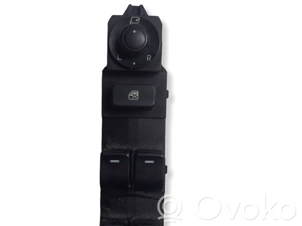 Mazda CX-5 Electric window control switch 
