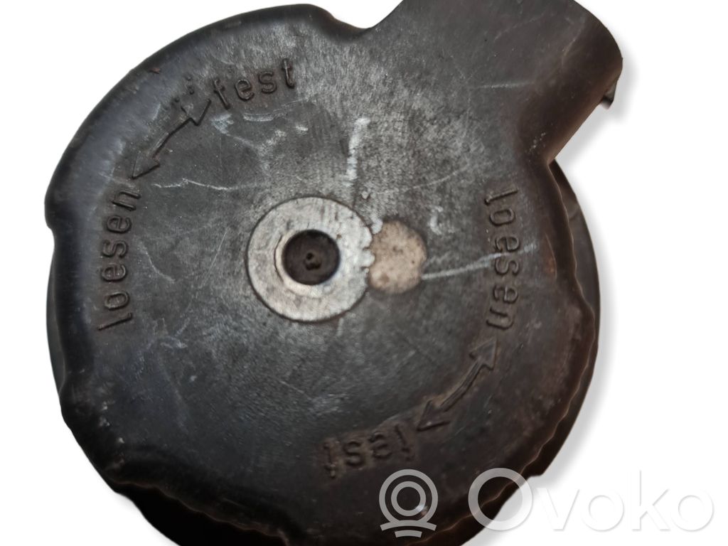 Deckel Abdeckung Scheinwerfer   132251