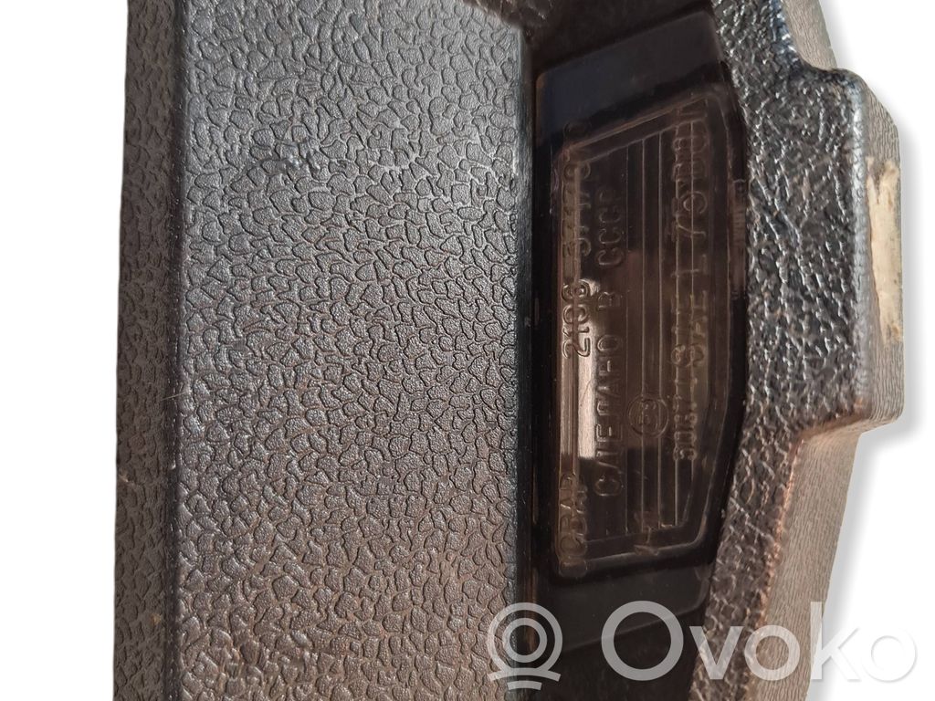 Lada Niva Éclairage de plaque d'immatriculation 