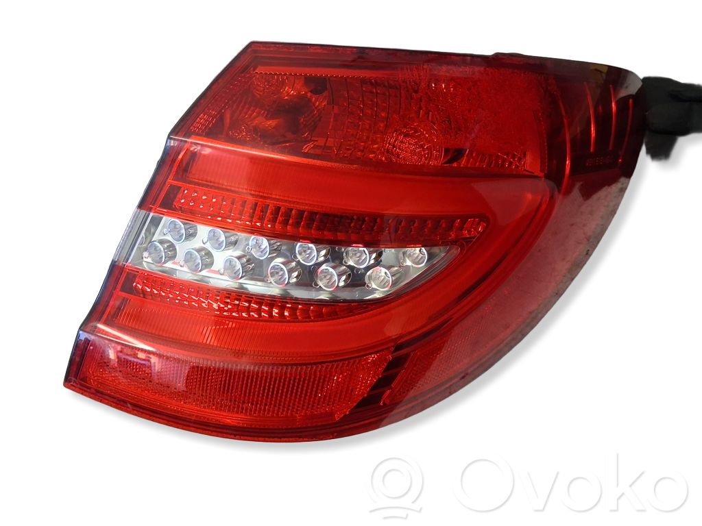 Mercedes-Benz B W246 W242 Lampa tylna 