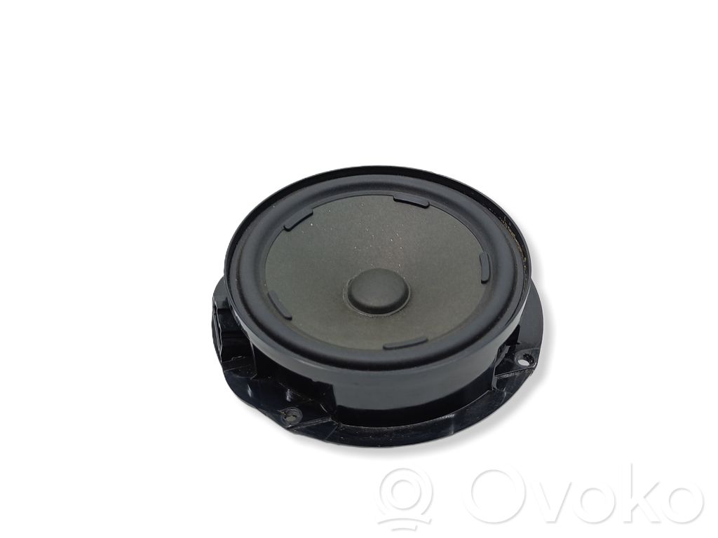 Cupra Born Altavoz de la puerta delantera 