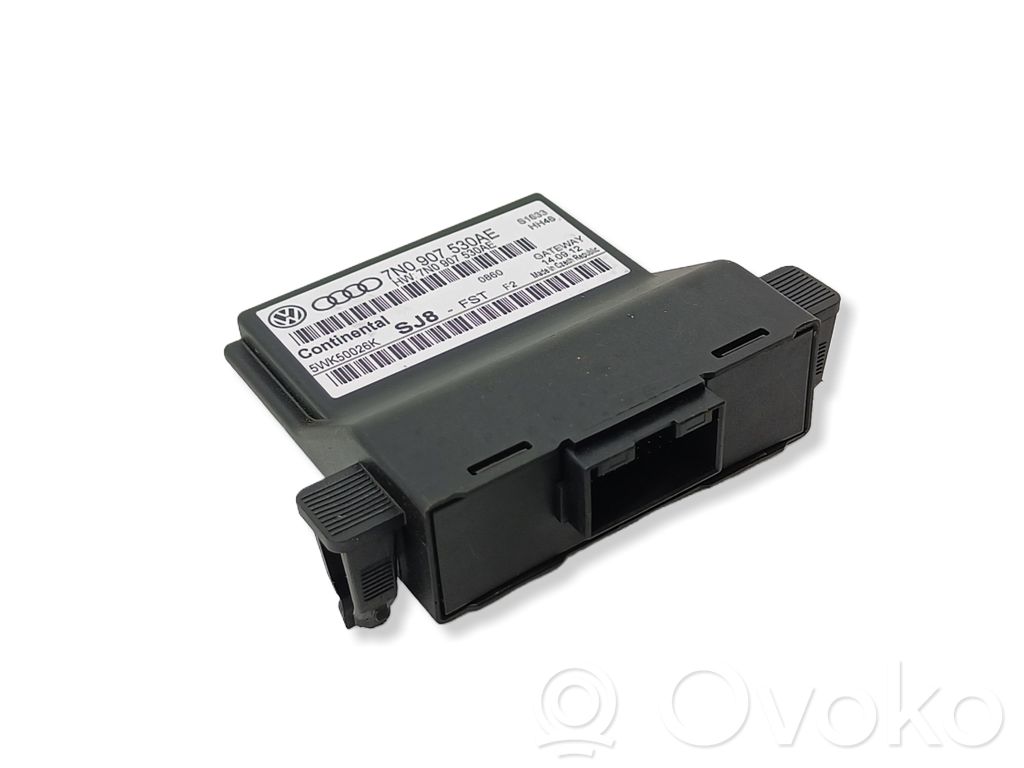 Volkswagen PASSAT B7 Módulo de control Gateway 