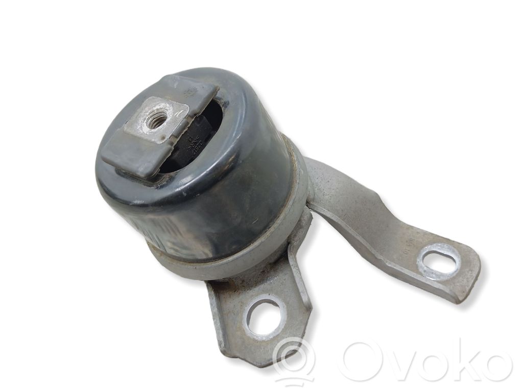 Volvo S60 Engine mount bracket 