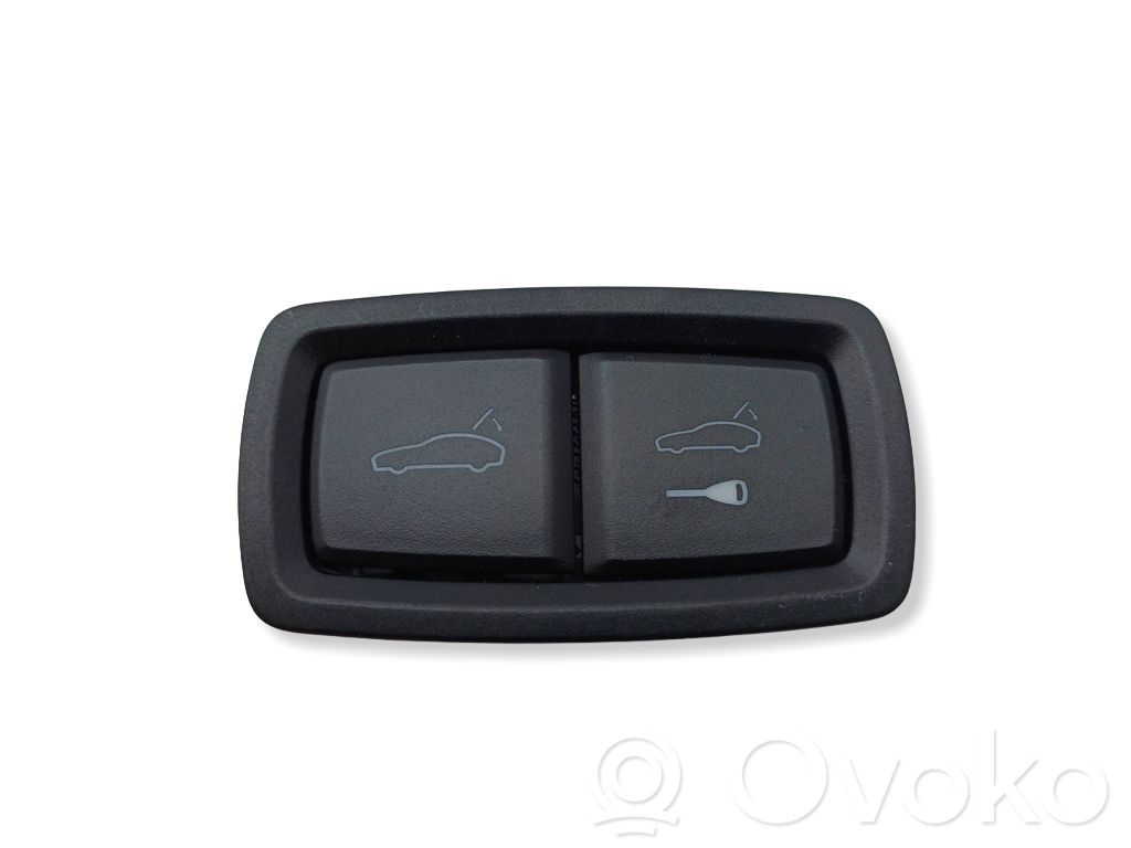 Tailgate/boot open switch button   7PP959832J,10002492,SN00001162880387