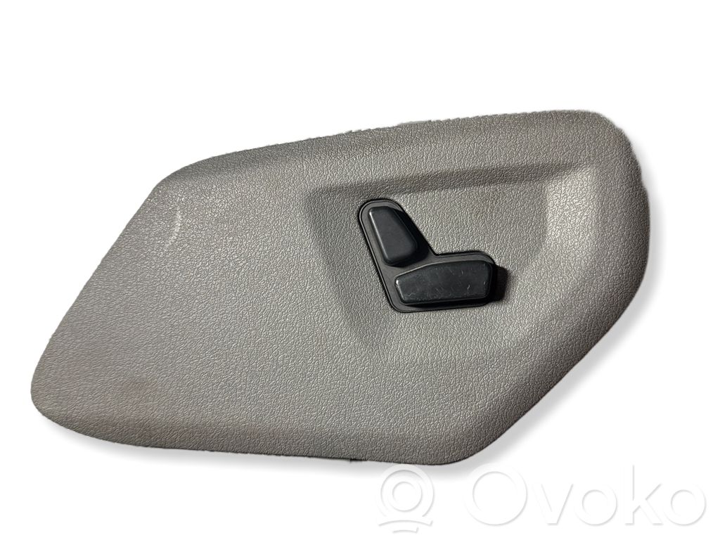 Jeep Grand Cherokee (WK) Seat control switch 