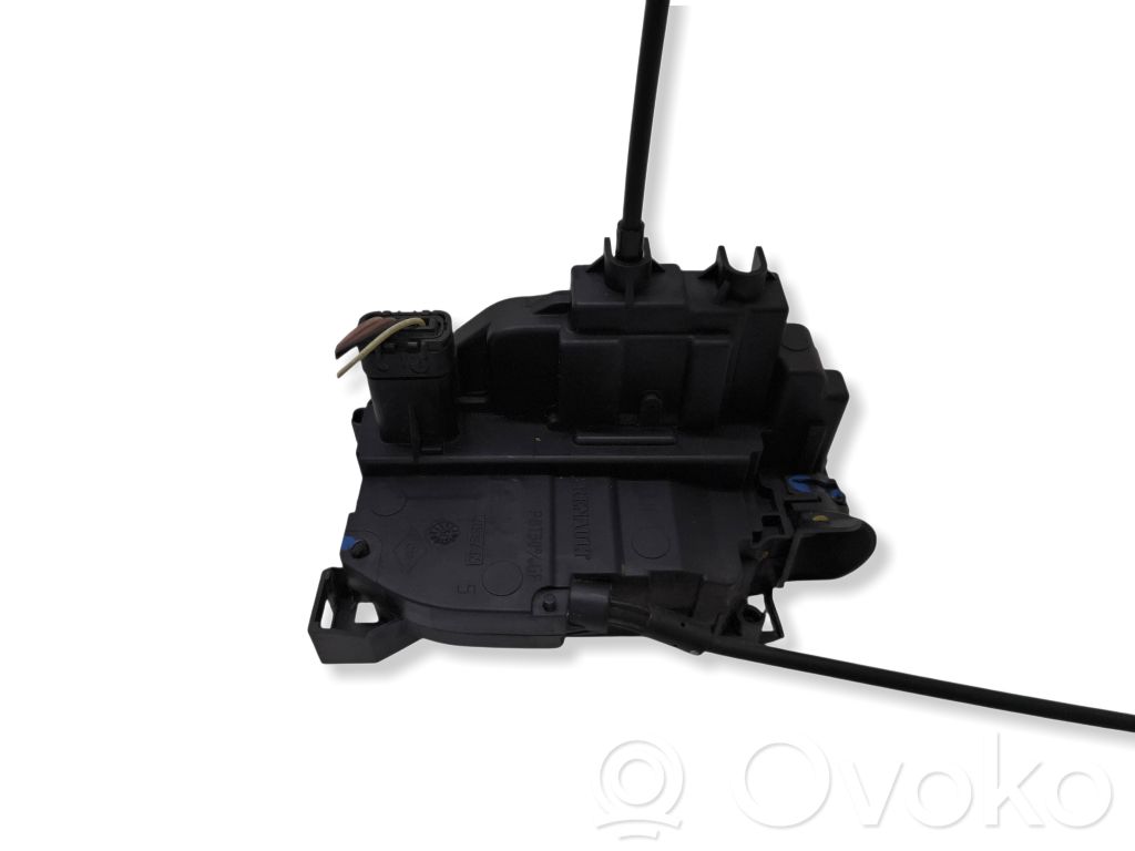 Renault Clio III Priekšpusē slēdzene 