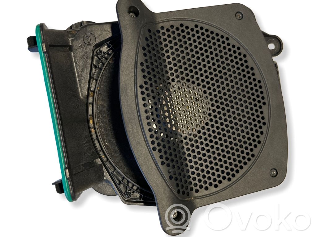 BMW 5 G30 G31 G38 Głośnik niskotonowy 