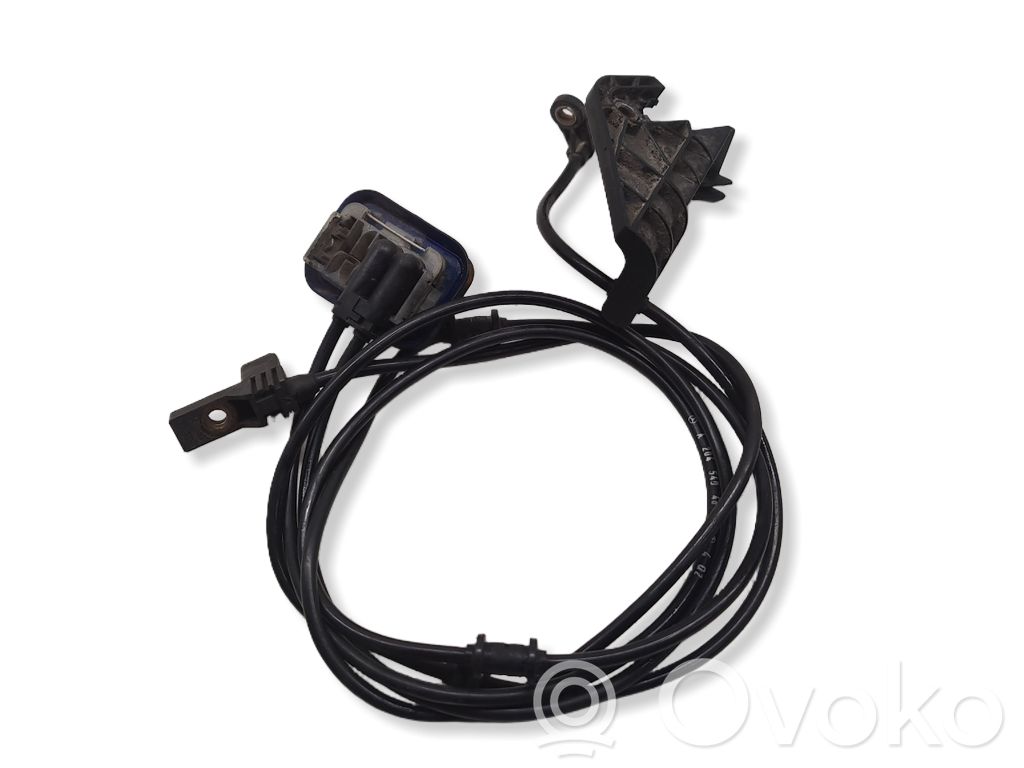 Mercedes-Benz C W204 Sensor de freno del ABS trasero 