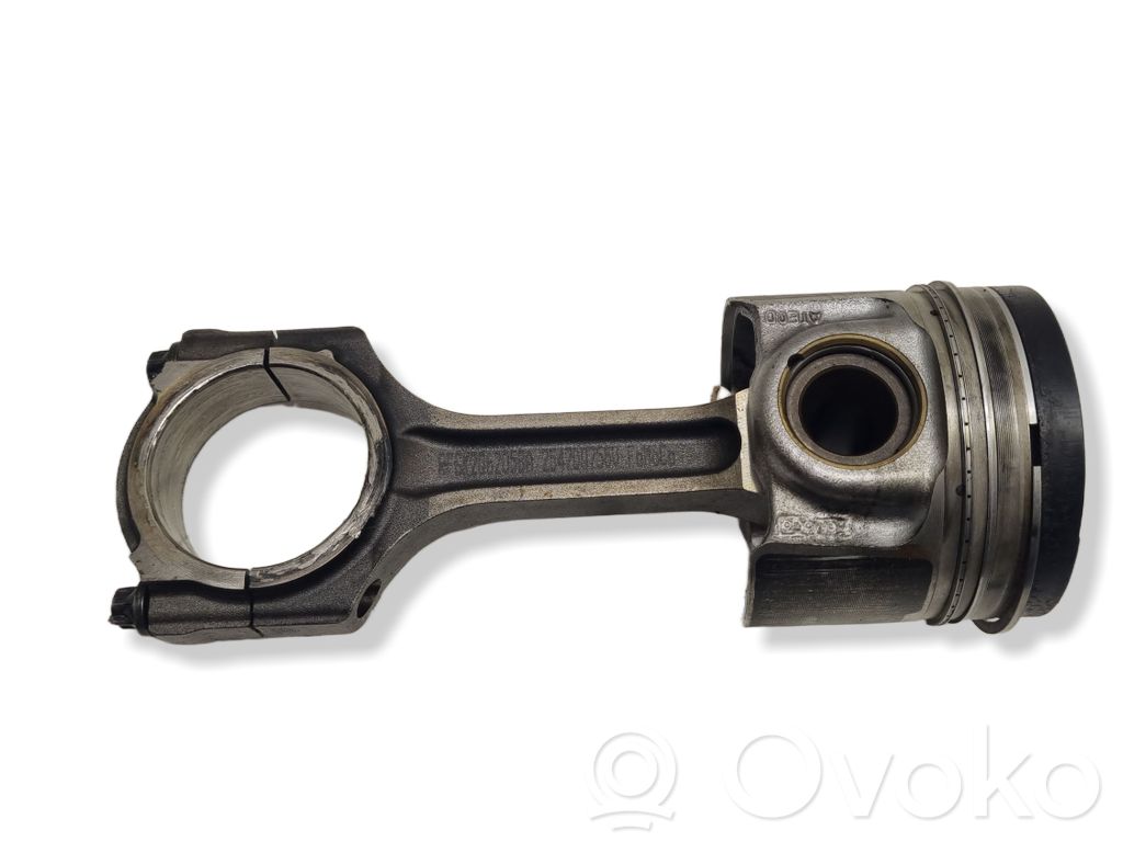 Ford Transit Piston with connecting rod 