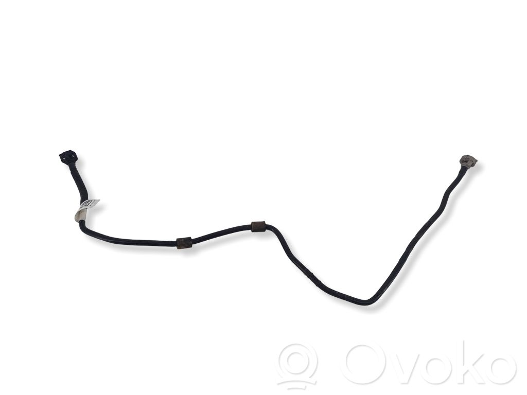 Audi A4 S4 B9 8W Conductă/furtun lichid de răcire motor 