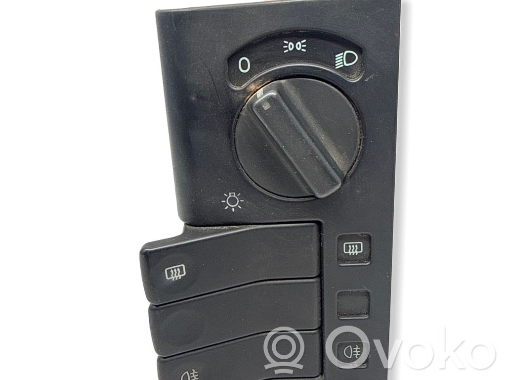 Volvo 440 Light switch 