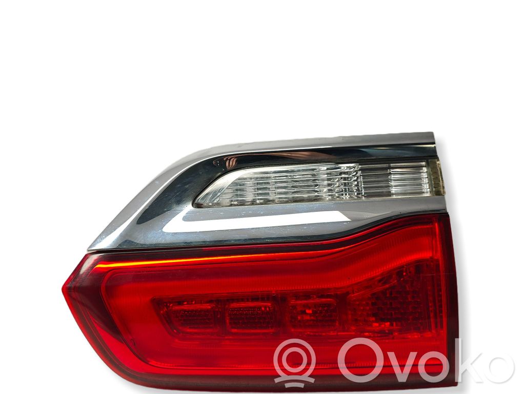 Jeep Grand Cherokee Lampă spate în capacul portbagajului 