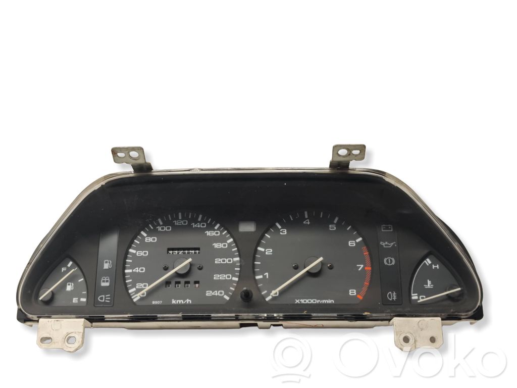 Mazda 323 Speedometer (instrument cluster) 
