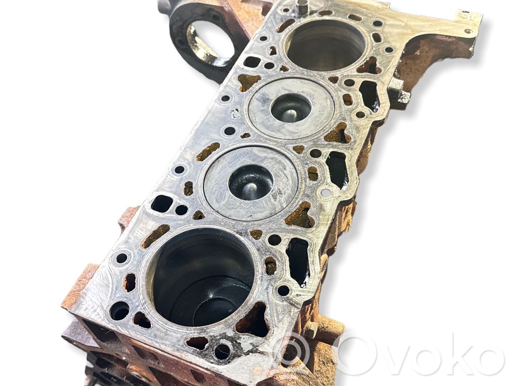 Ford Mondeo Mk III Engine block 