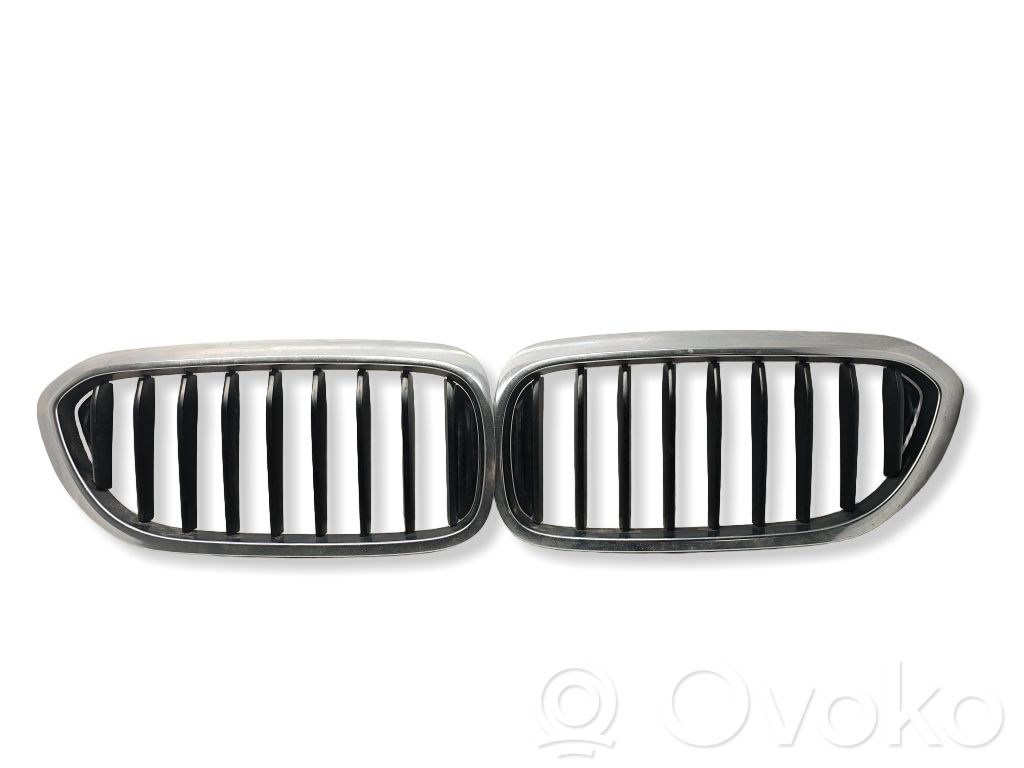 BMW 5 G30 G31 G38 Maskownica / Grill / Atrapa górna chłodnicy 