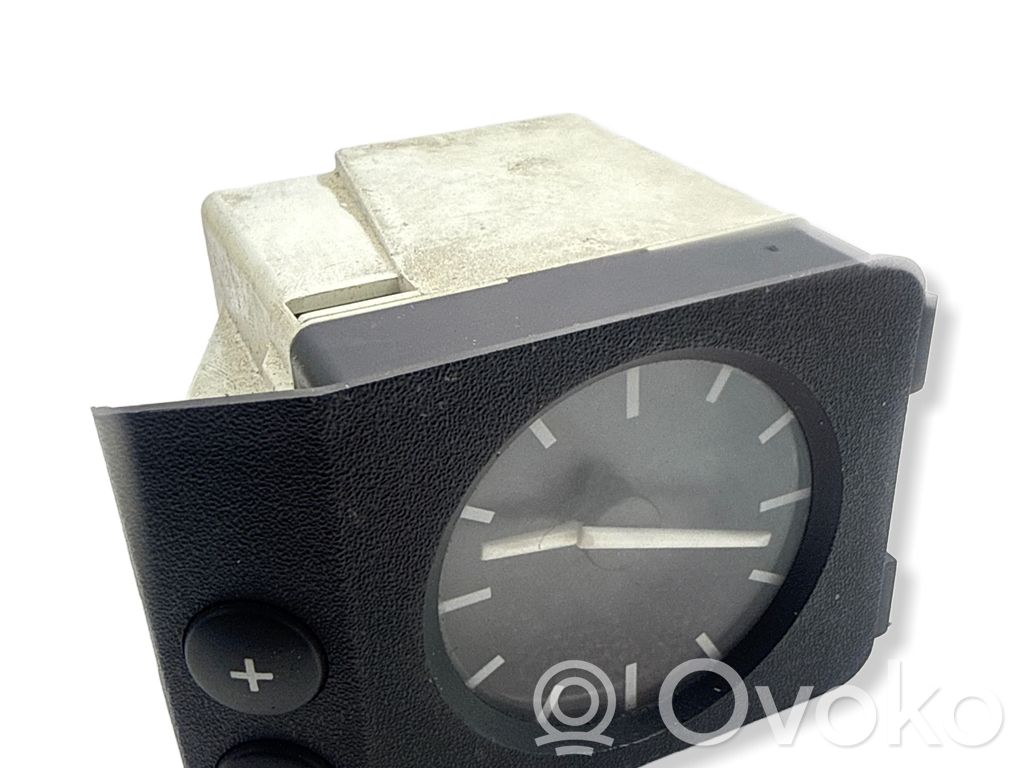 Clock   1387414