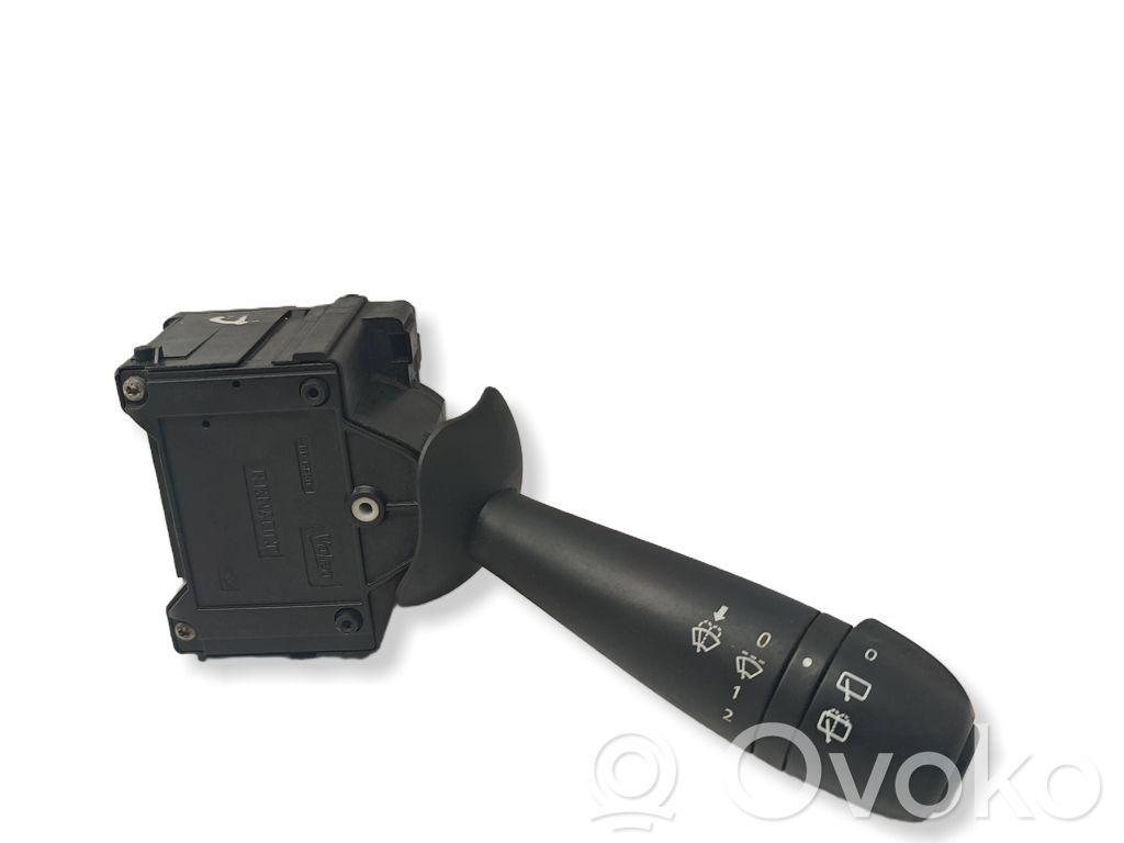 Renault Sandero II Wiper control stalk 