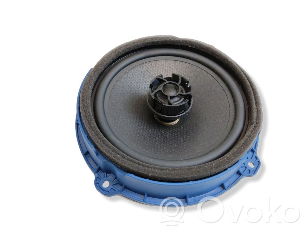 Hyundai Santa Fe Front door speaker 