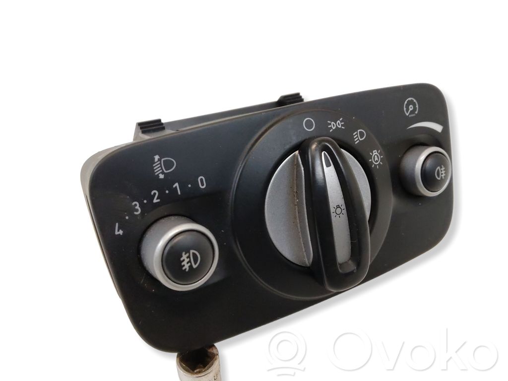 Ford Mondeo MK IV Light switch 