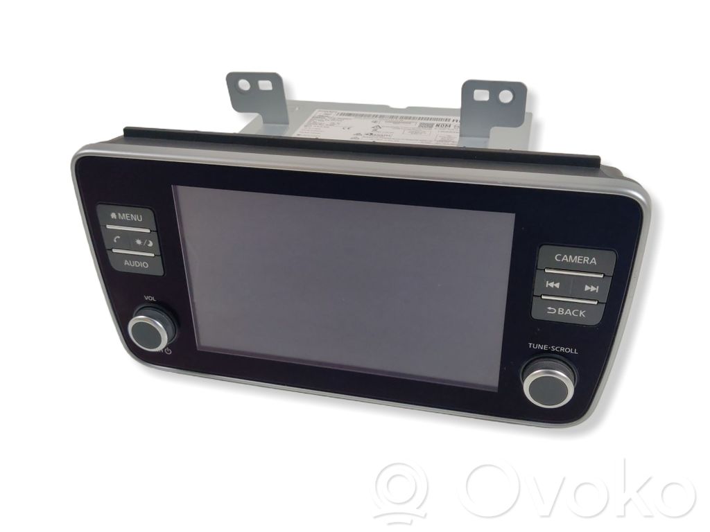 Nissan Leaf II (ZE1) Panel / Radioodtwarzacz CD/DVD/GPS 