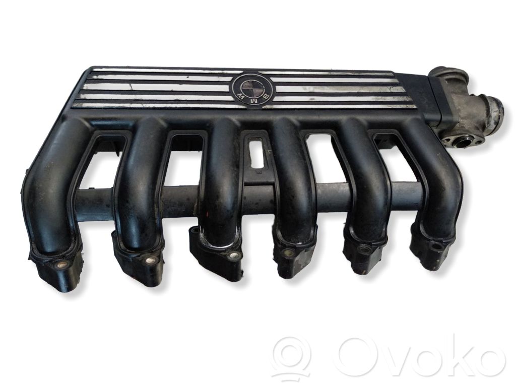 BMW 5 E39 Intake manifold 