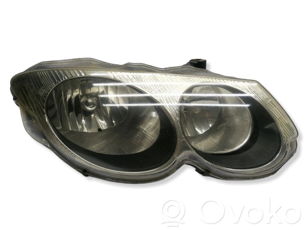 Chrysler 300M Lampa przednia 