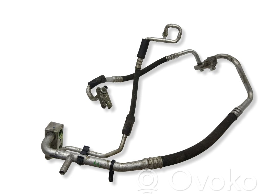 Opel Corsa D Ilmastointilaitteen putki (A/C) 