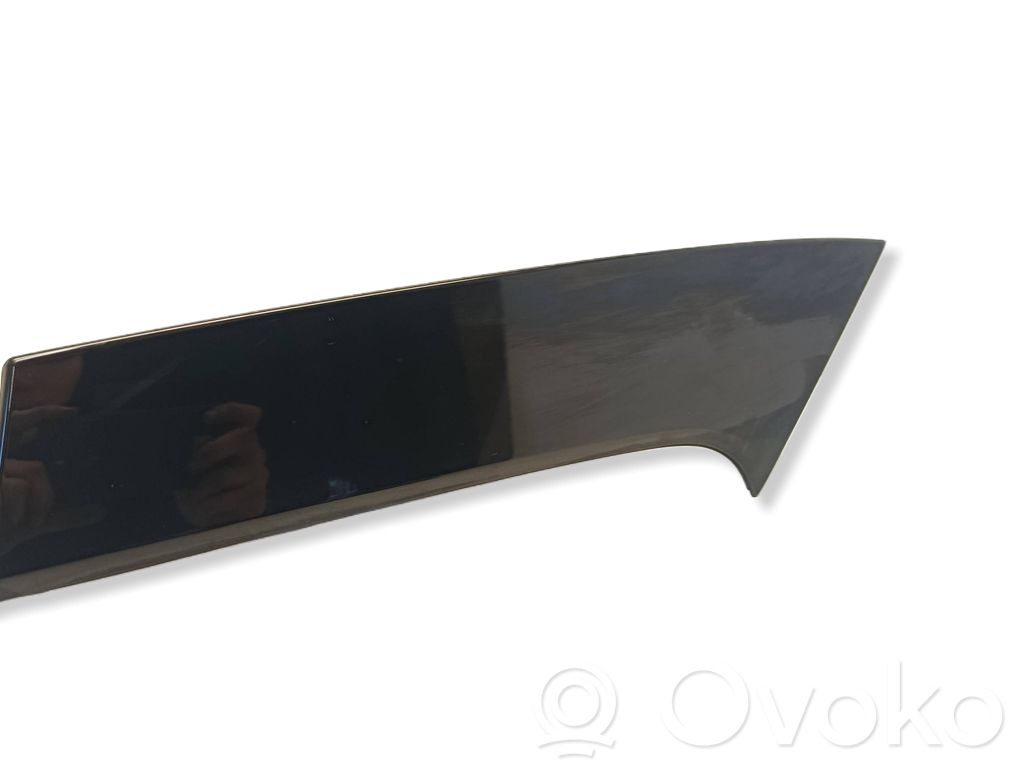 Nissan X-Trail T32 Rear/tail light trim molding 