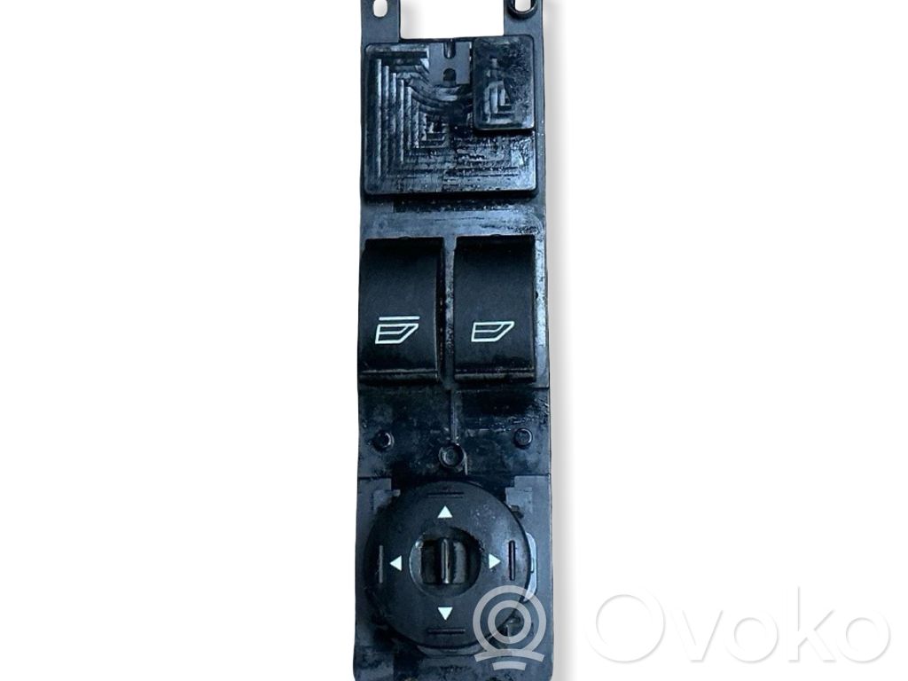 Ford Focus Interruptor del elevalunas eléctrico 