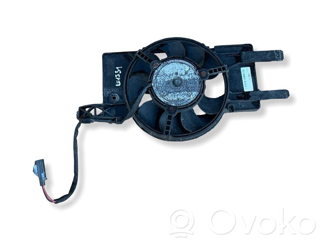 Ford Focus Elektrisks radiatoru ventilators 