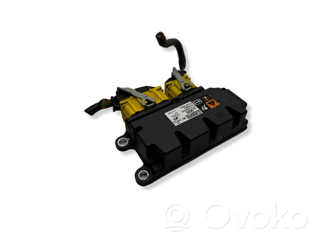 Opel Zafira C Airbag control unit/module 