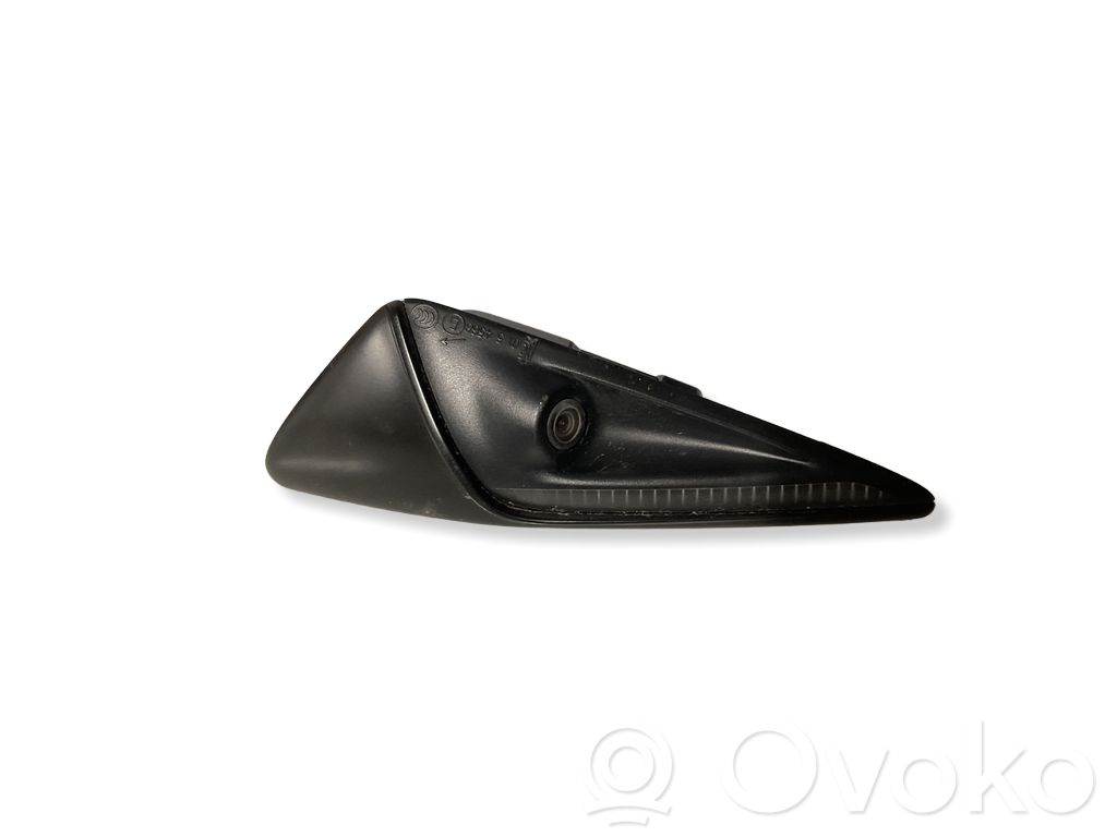 Tesla Model 3 Sānu spārna kamera 