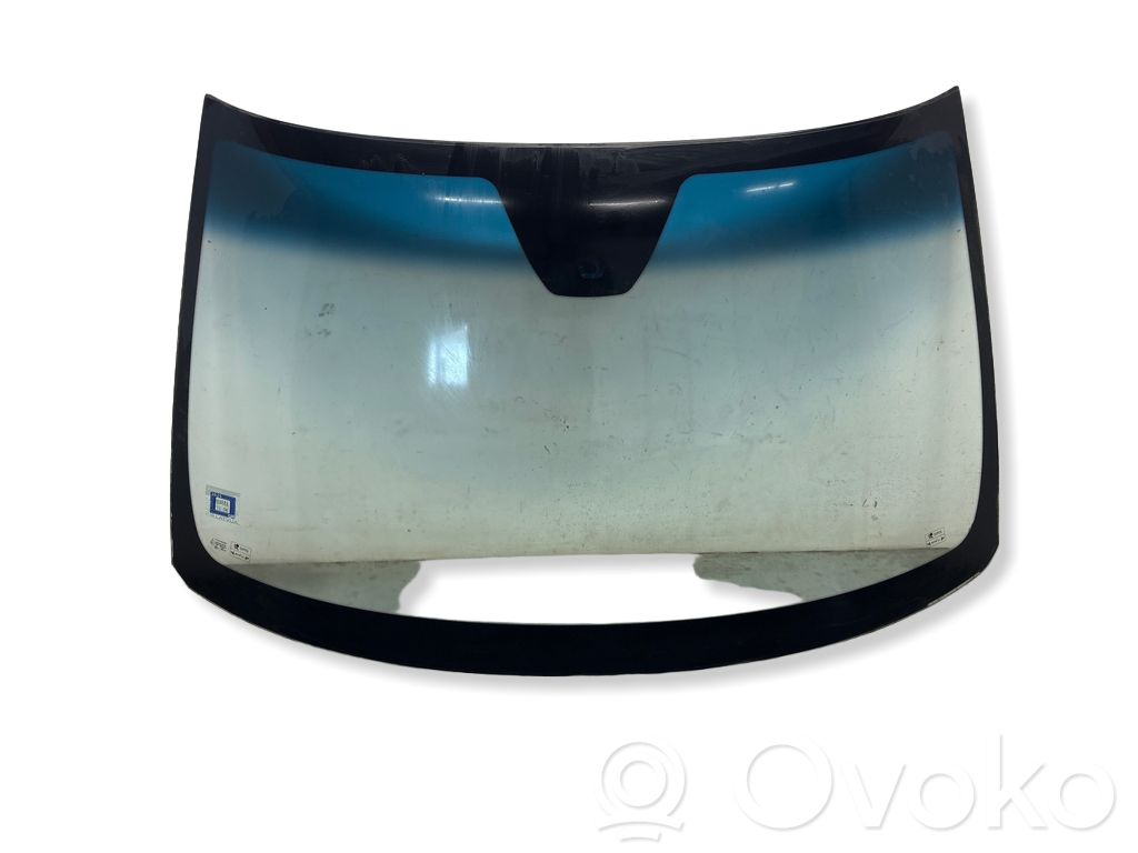 Volvo S60 Front windscreen/windshield window 
