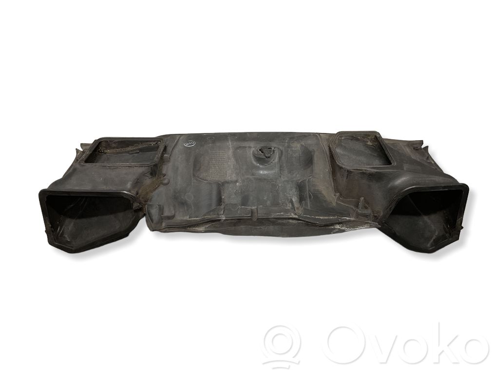 BMW 5 E60 E61 Ilman mikrosuodatin, ilmakanavan osa 